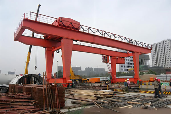U型門式起重機(jī)